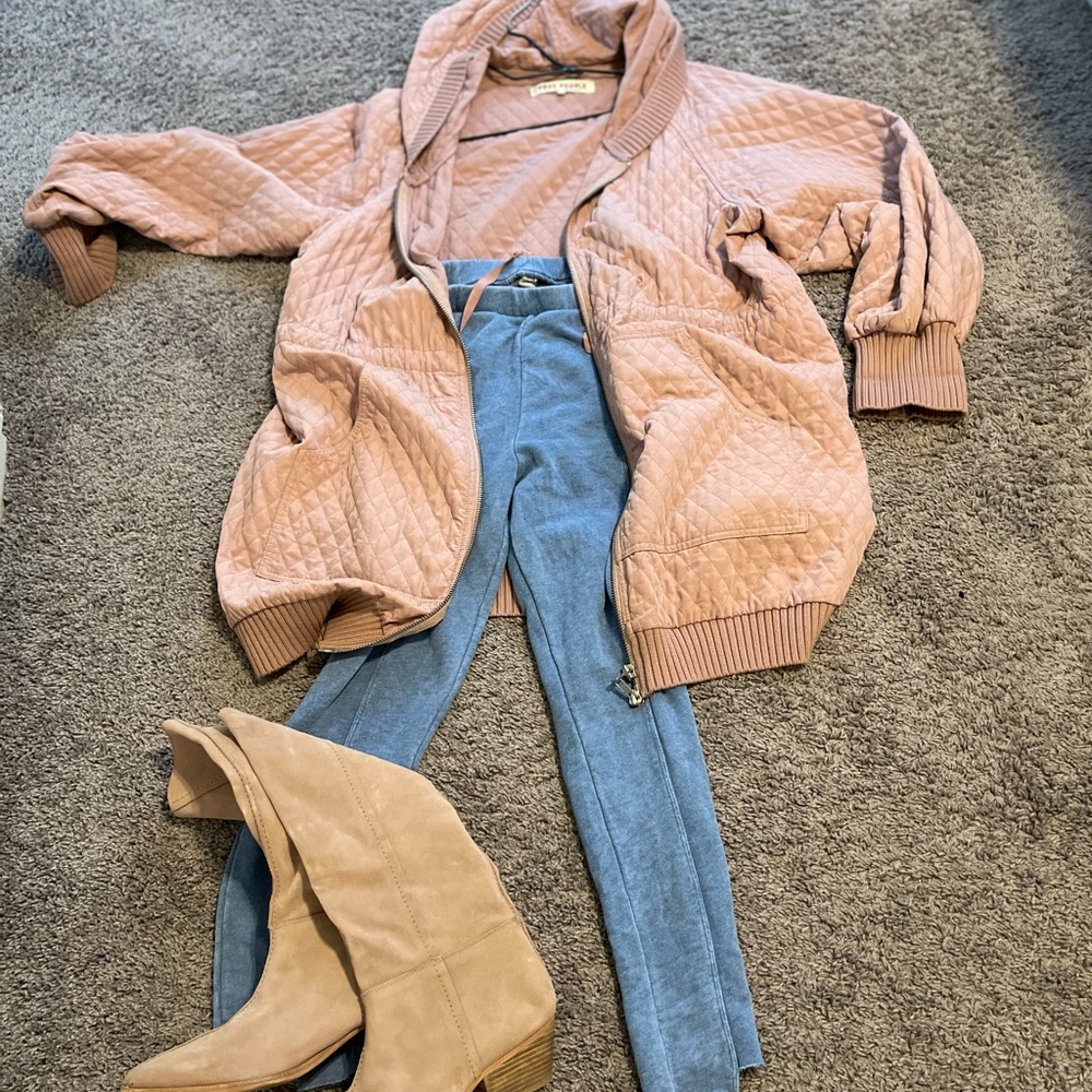 Free People 41EU/ 10 Sway Low Slouch Boot